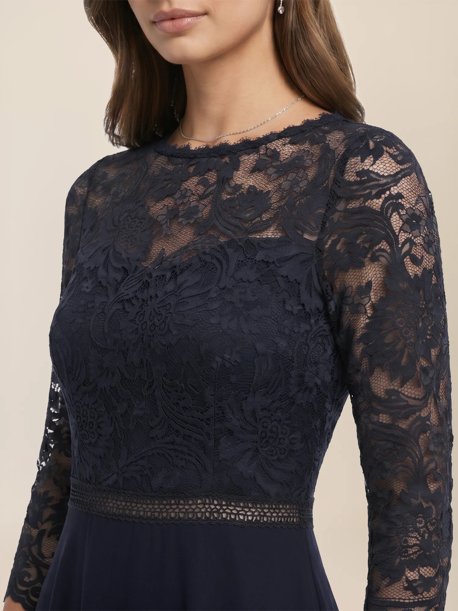 Abendkleid aus Spitze und Chiffon | nachtblau - Image 4