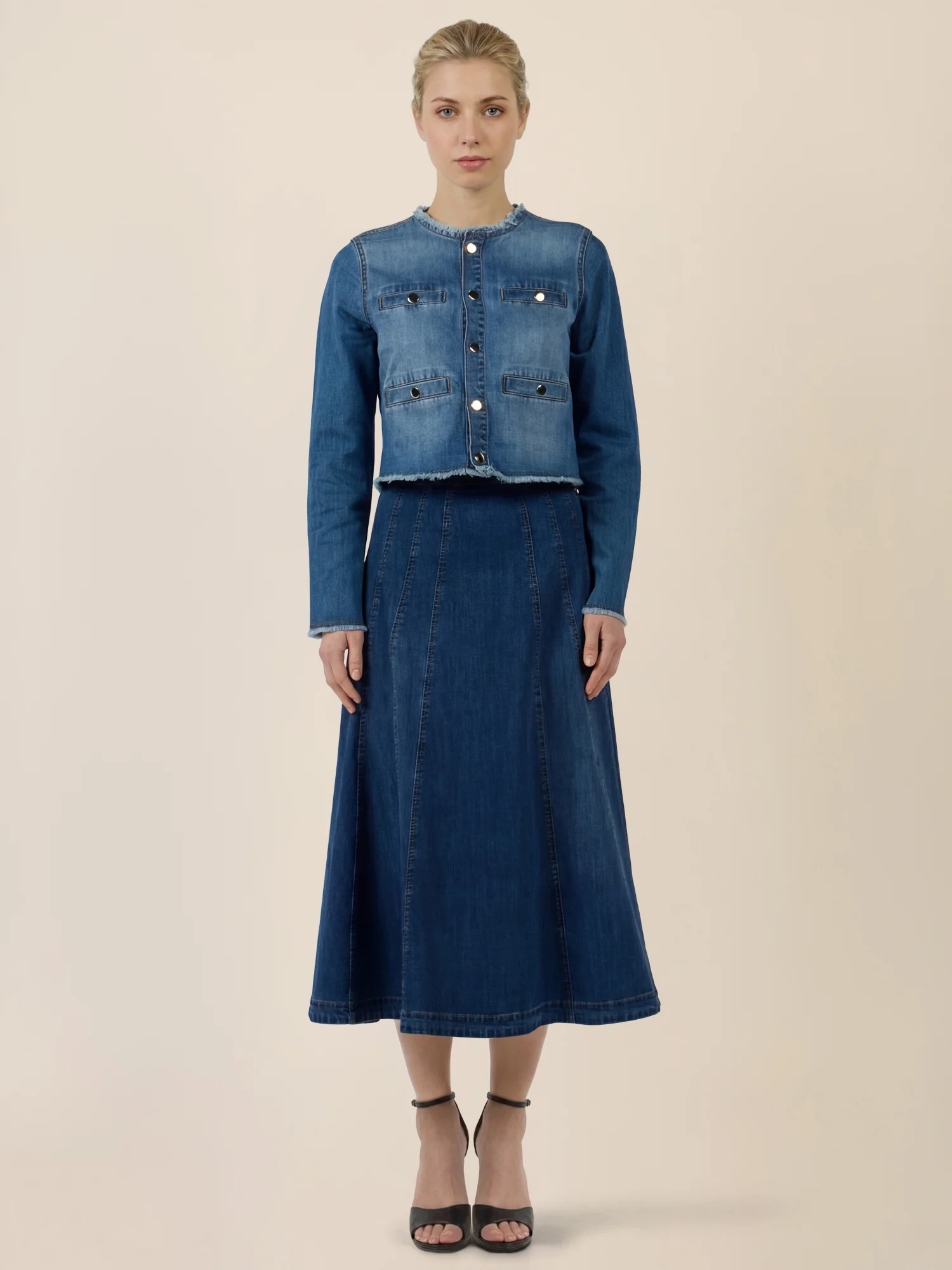 APART A-Linien-Rock aus Denim in ausgestellter Form | hellblau - Image 2