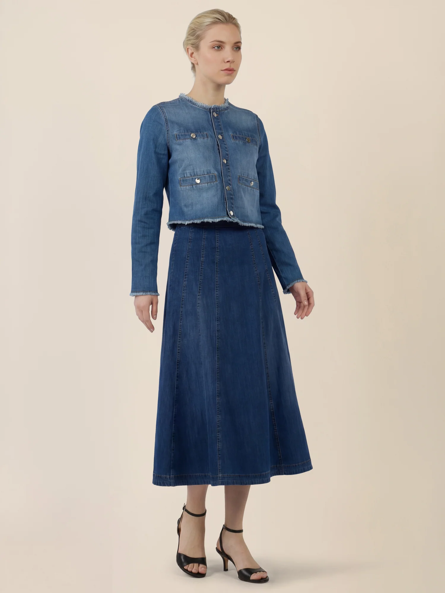 APART A-Linien-Rock aus Denim in ausgestellter Form | hellblau - Image 4