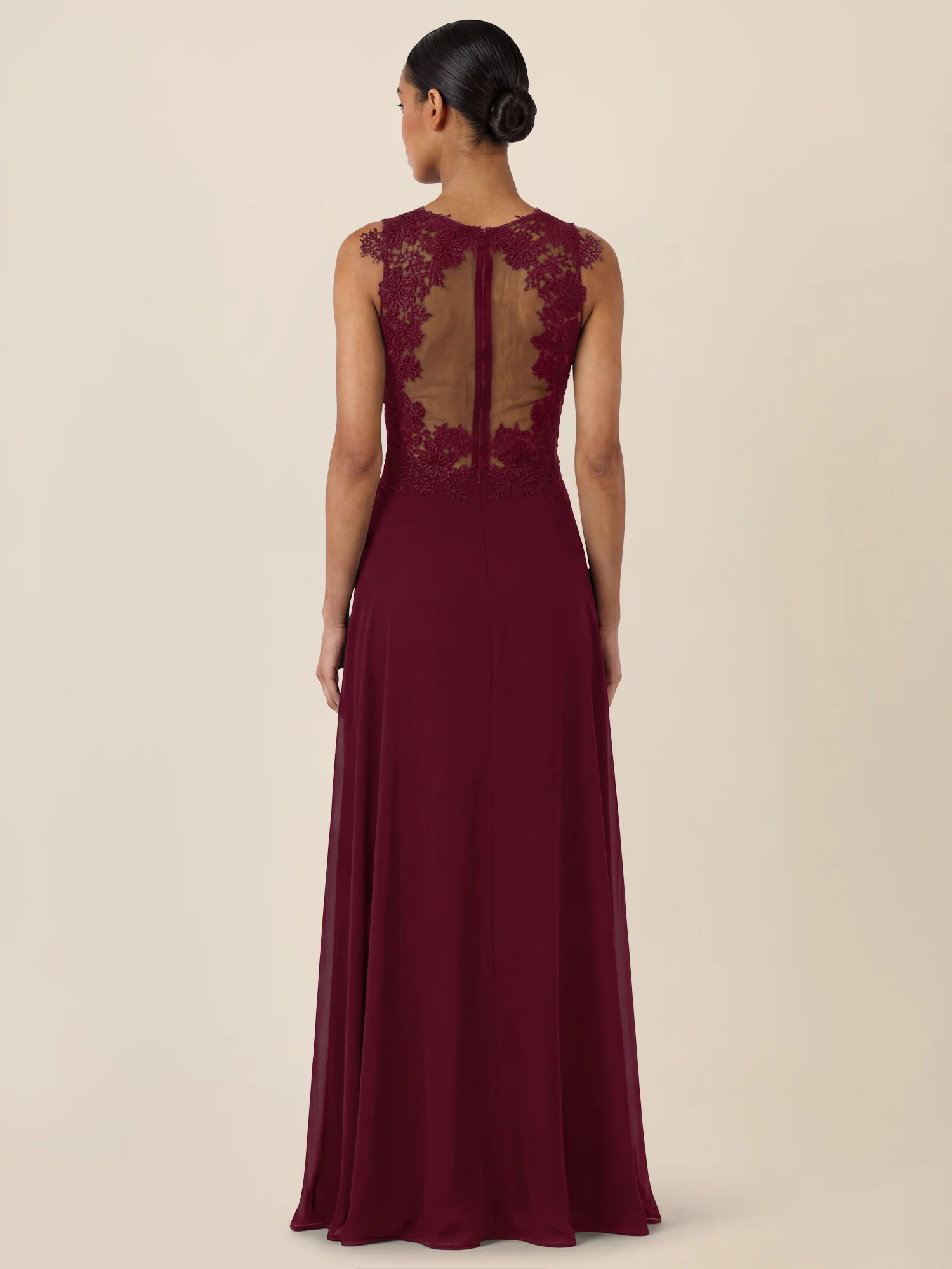 APART Abendkleid mit floraler Spitze und fließendem Rock | weinrot - Image 2