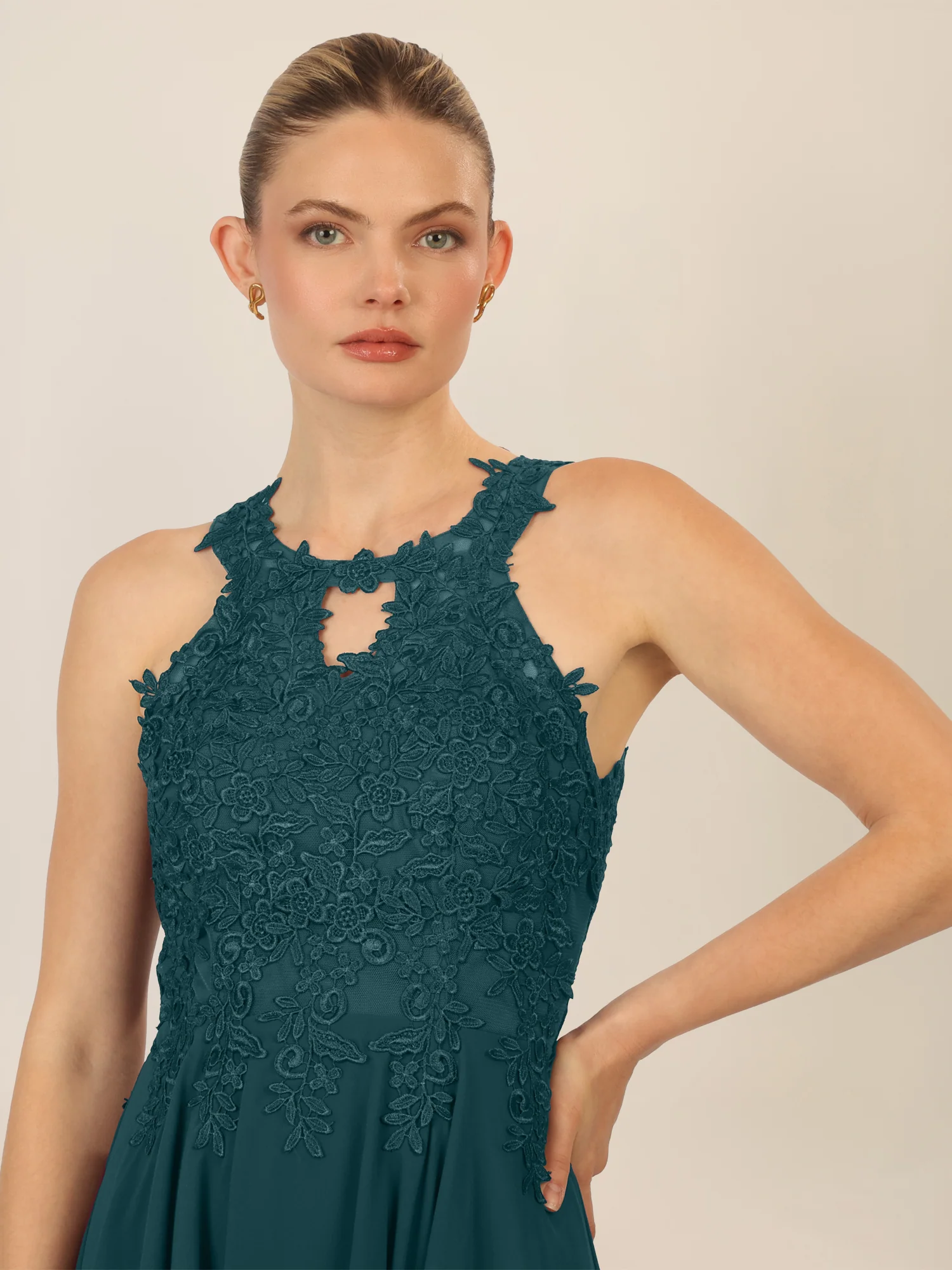 APART Cocktailkleid mit Cut-Out-Rücken | dunkelgrün - Image 5