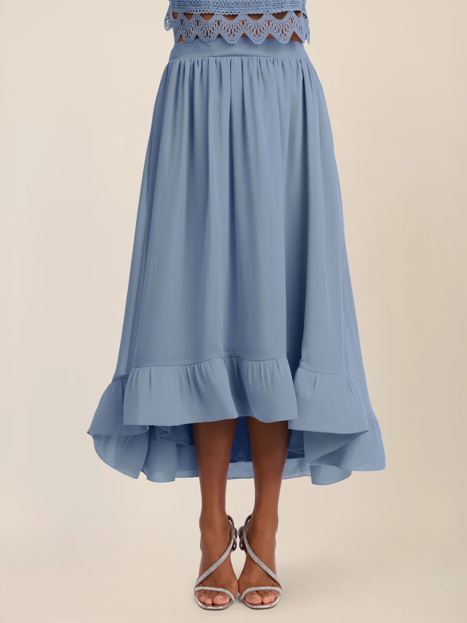 APART Rock mit Volantsaum und High-Low-Schnitt | rauchblau