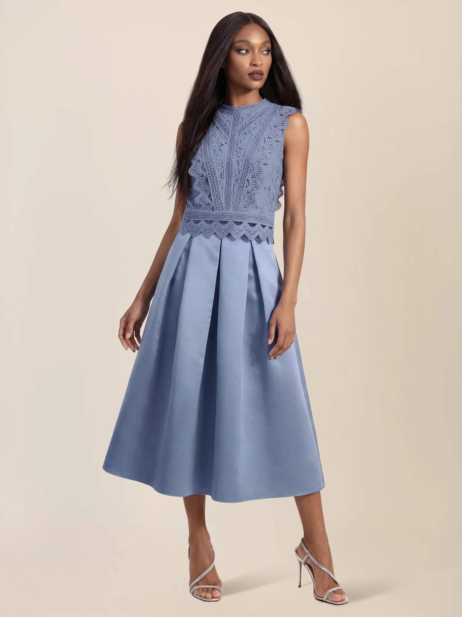 APART Spitzentop mit Rüschen und Häkeldetails | rauchblau - Image 6