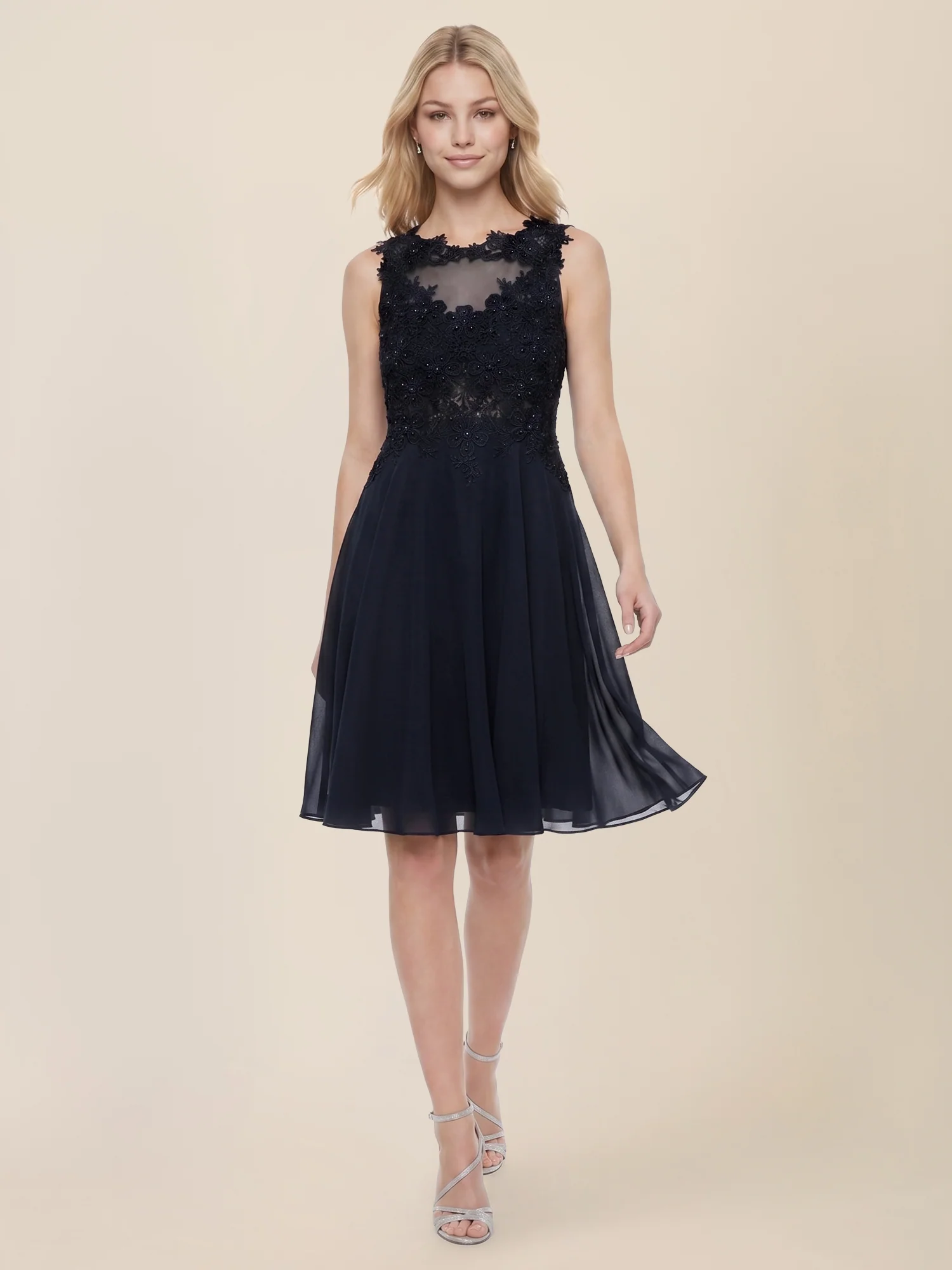 Kleid mit floraler Spitze und Chiffon | nachtblau - Image 6