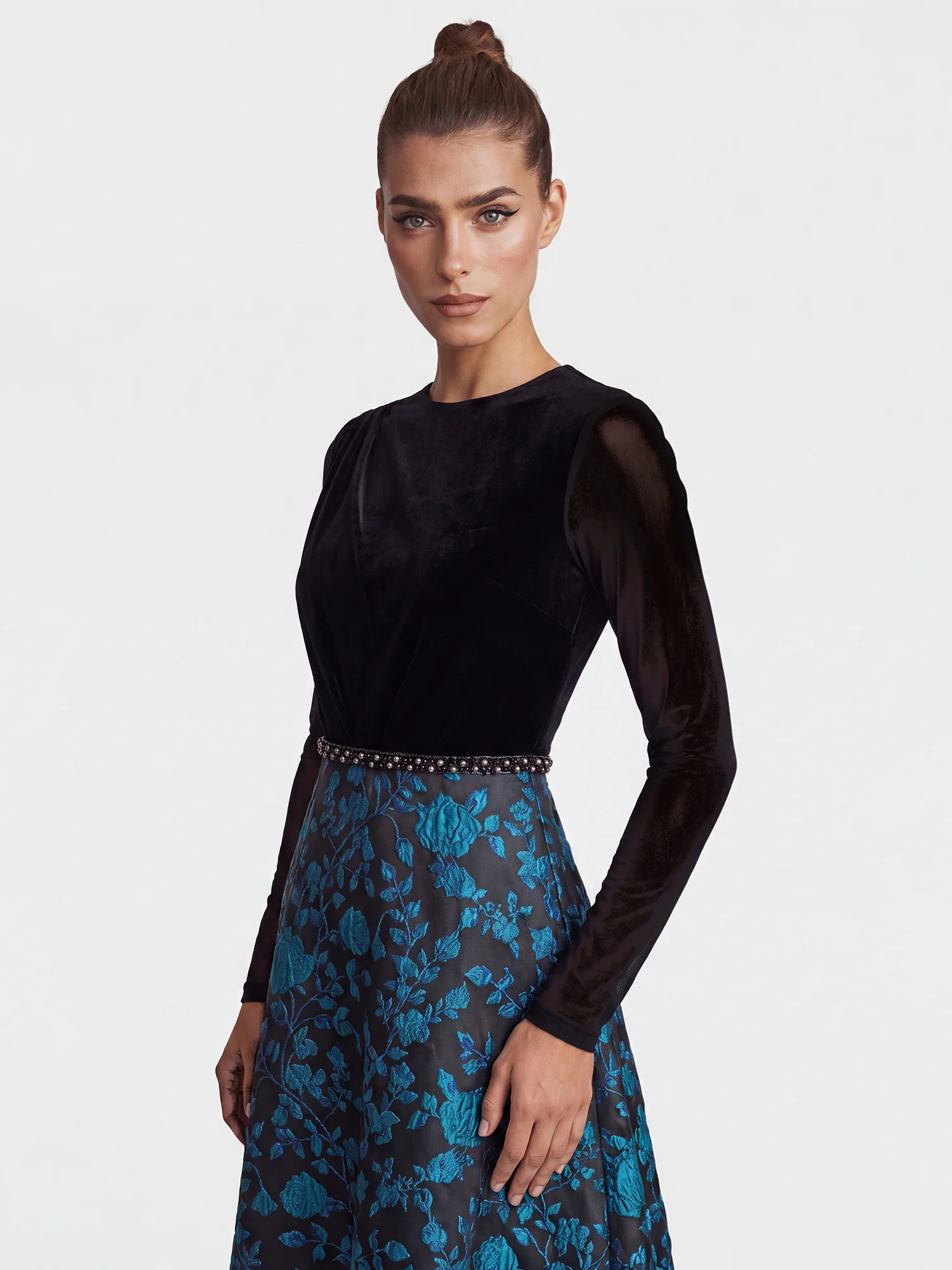 Langes Abendkleid aus Samt und Jacquard | schwarz-petrol - Image 5